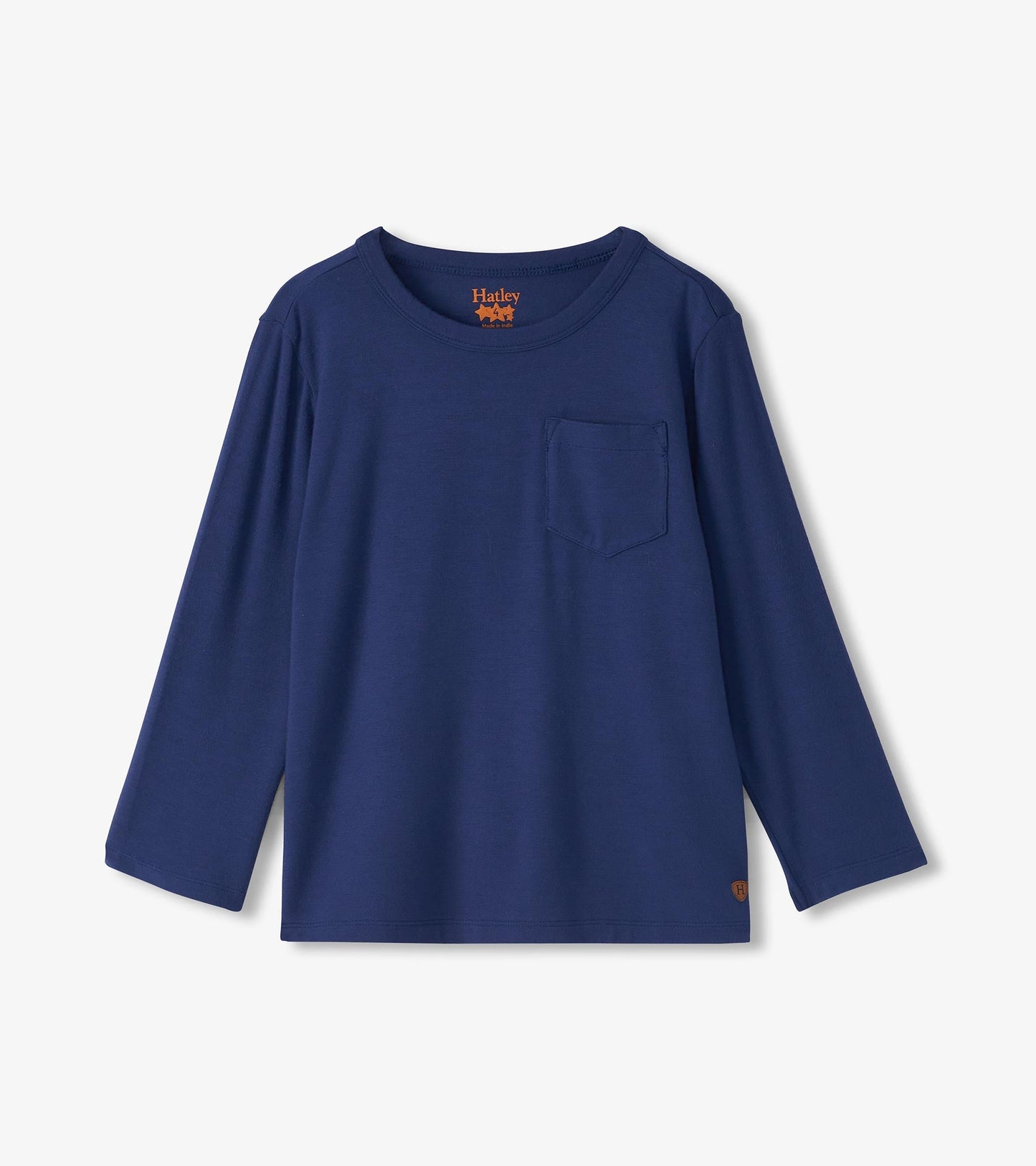 Patriot blue long sleeve t-shirt made of bamboo, featuring a chest pocket and a round neckline.