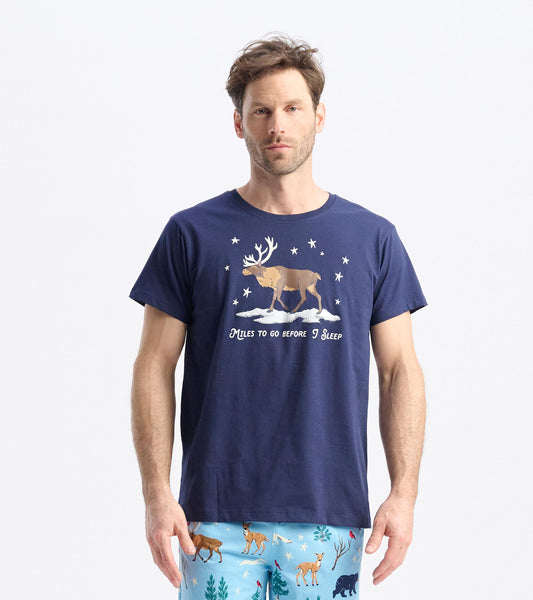 Navy blue cotton t-shirt featuring a moose graphic and stars, perfect for casual winter wear.