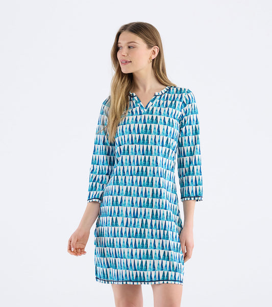 Notch neck dress featuring a blue and white triangle pattern, with three-quarter sleeves and a relaxed fit.
