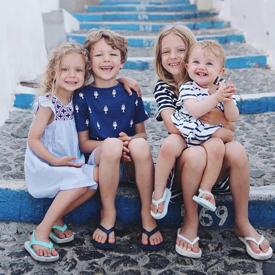 10 Tips for Travelling with Kids (From a Mom Who Does It Often)