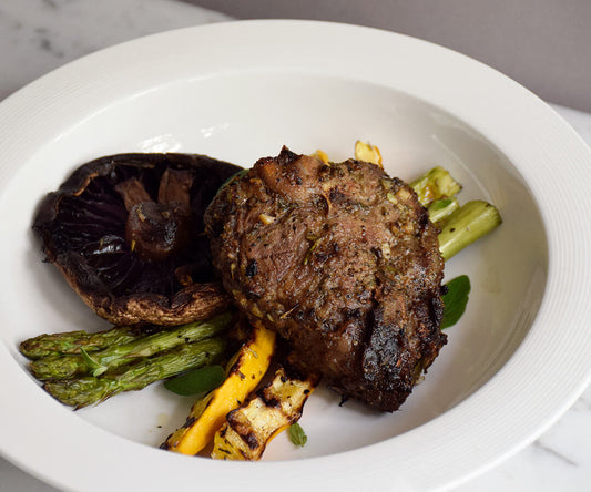 Grilled lamb chops and veggies