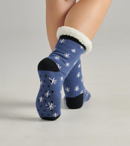 Snowflakes Women's Sherpa Lined Cabin Sock