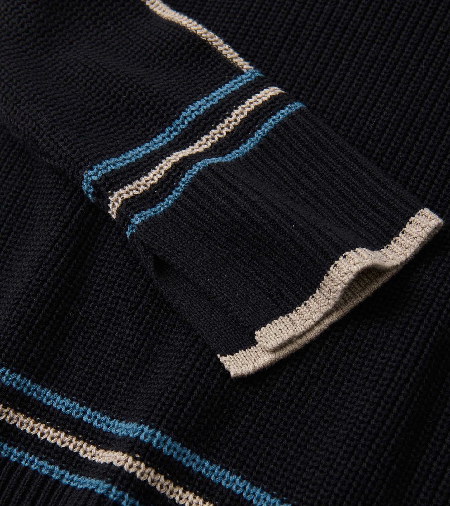 Raglan Stripes Pullover - Black