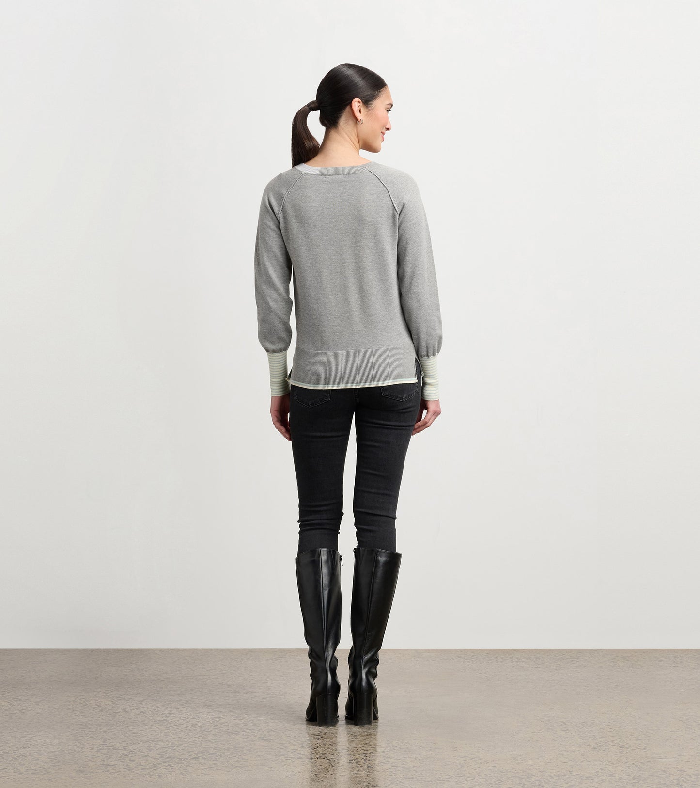 Cary V-Neck Sweater - Charcoal Melange