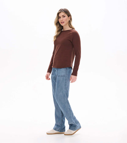 Side front view of fondue fudge brown raglan sleeve tee with long sleeves and wide neckline