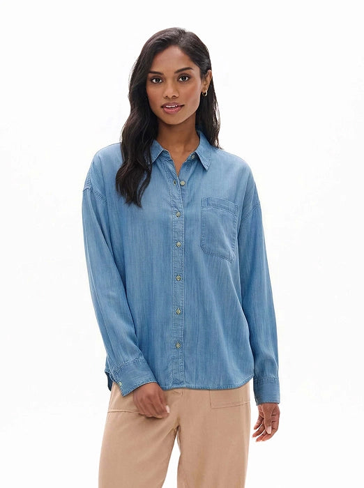 BLOUSES & SHIRTS
