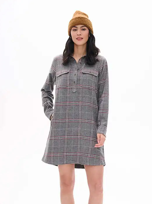 WITH POCKETS