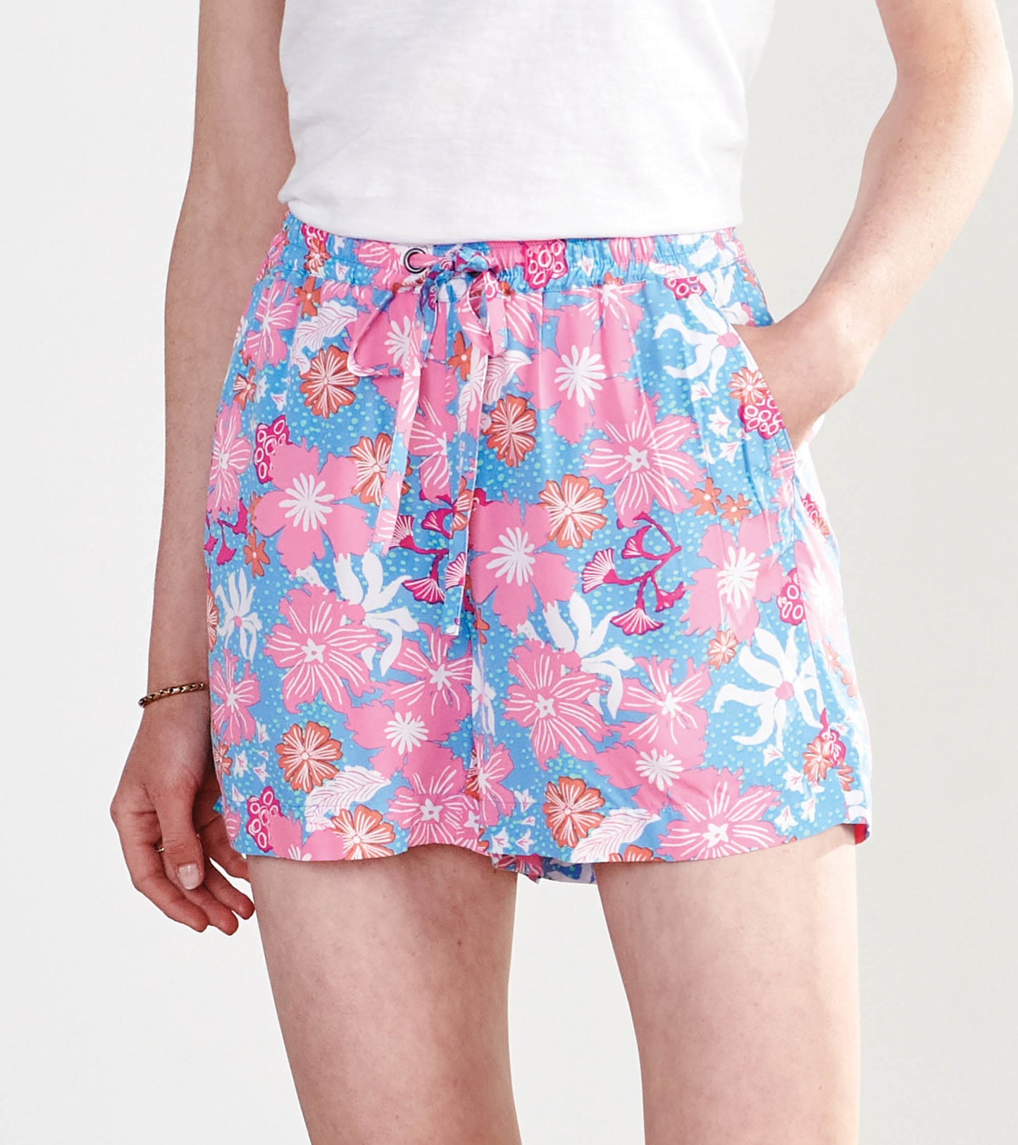 Mia Shorts - Wild Garden