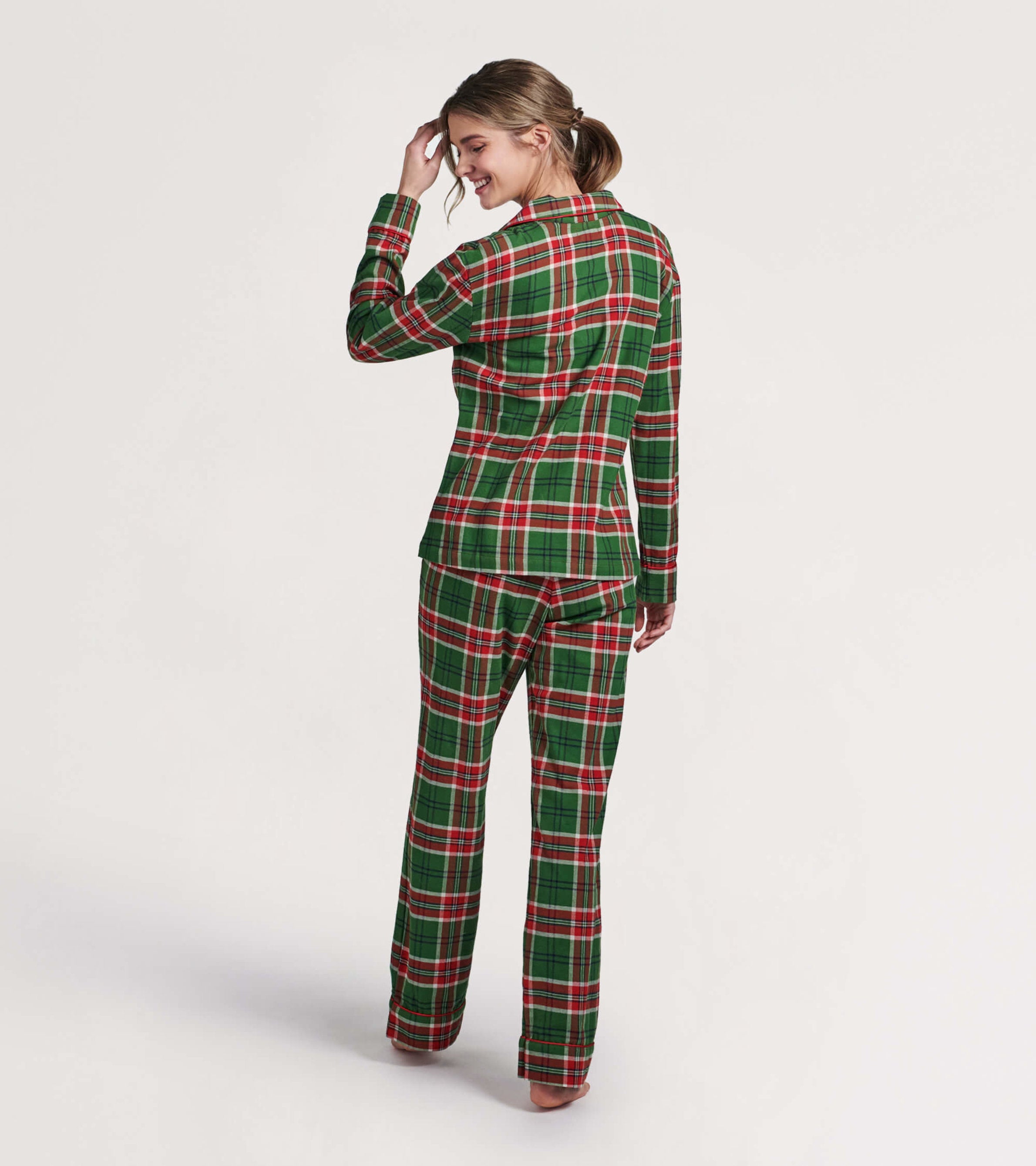 Women s Country Christmas Plaid Flannel Pajama Set